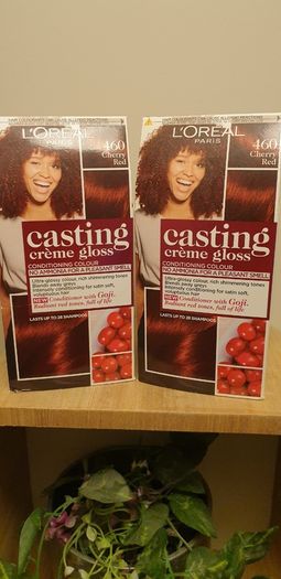 Casting Creme Gloss L'Oreal Paris 460 CHERRY RED