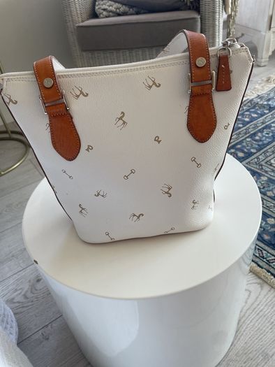 Petusco Leather Bag