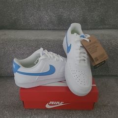 New Nike trainers size 9uk