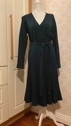 Dress forest green New