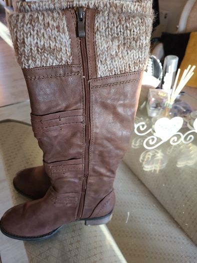 Ladies Brown Boots