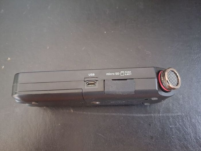 tascam recorder DR 05X