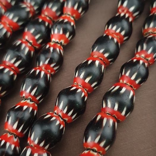 Antique Venetian Style Black Chevron Glass Beads Necklace Strand