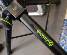 Gravity LTST01 Laptop/Mixer stand