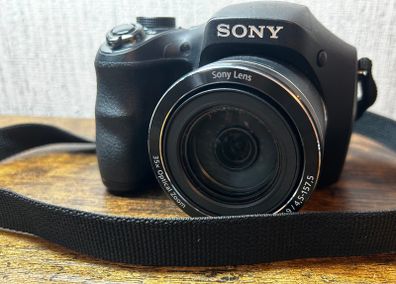 Sony Cybershoot DSC-H300
