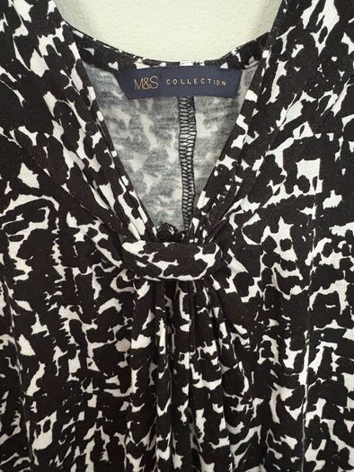 M&S top