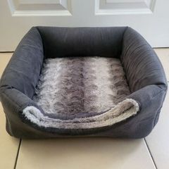 Pet cave bed