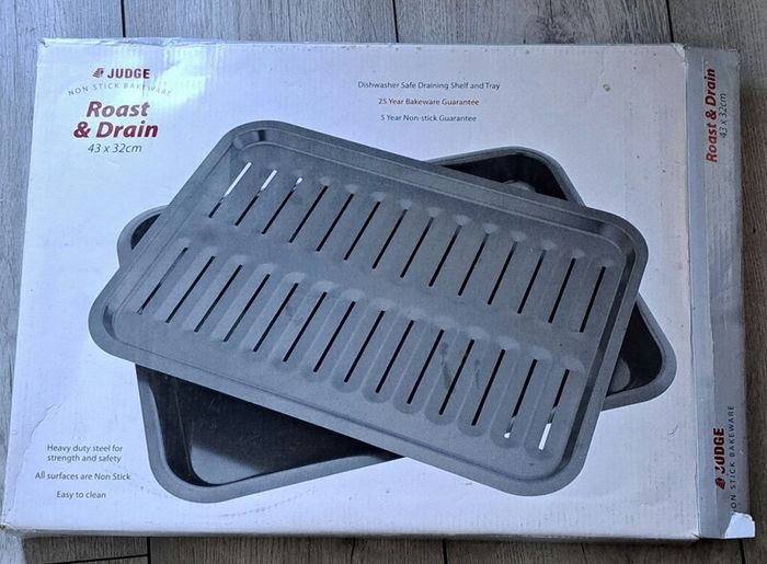 roast and drain non stick bakeware