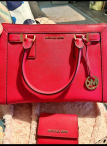 Genuine Michael Kors Handbag and Matching Wallet