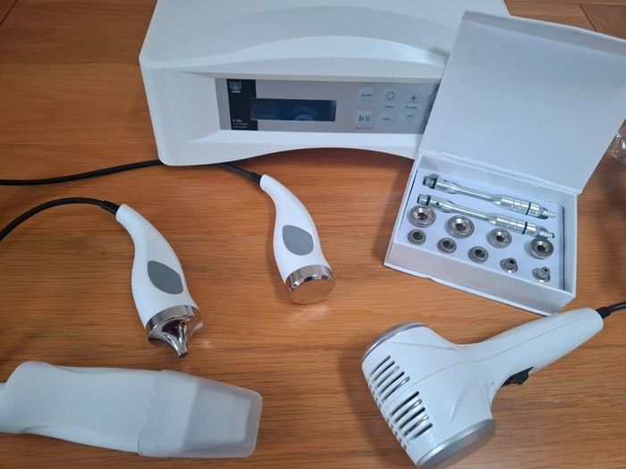 Weelko Microdermobrasion professional 4 in 1 Excellent condition