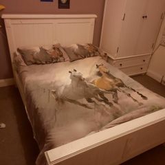 Bedroom suite