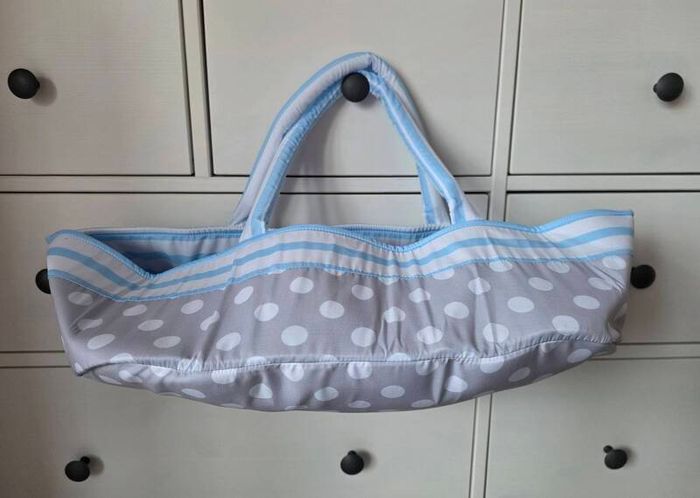 Doll's basket NEW