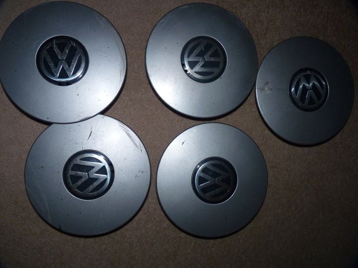 central hub caps for Volkswagen Polo