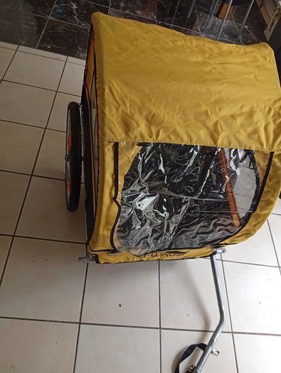 Bicycle trailer for kids - Mwave - VGC