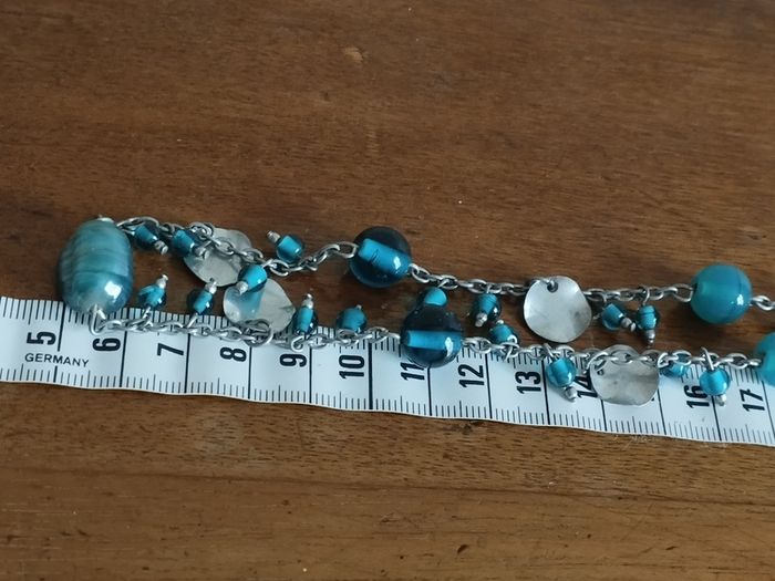 Vintage Art Glass Necklace.