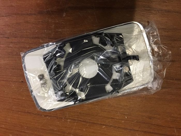 RH Mirror Glass (Alfa Romeo 145)
