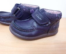 clarks girls boots/ shoes