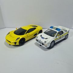 Scalextric Police Chase Twin Pack (Slot Car touring )