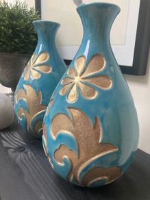 2 Handcrafted Carolyn Donnelly Vases