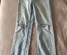 Bershka Jeans High Waist Straight Size 6 UK