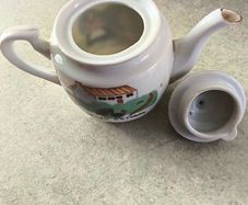 Vintage Small Irish Teapot 1960 made in Japan