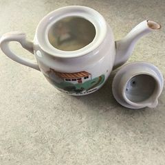 Vintage Small Irish Teapot 1960 made in Japan