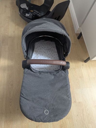 Pram & Car seat travel system