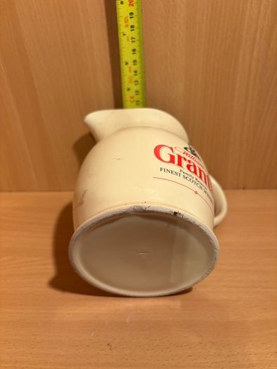Pub jug Grants