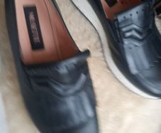 Black leather shoes. Musette. Size 36