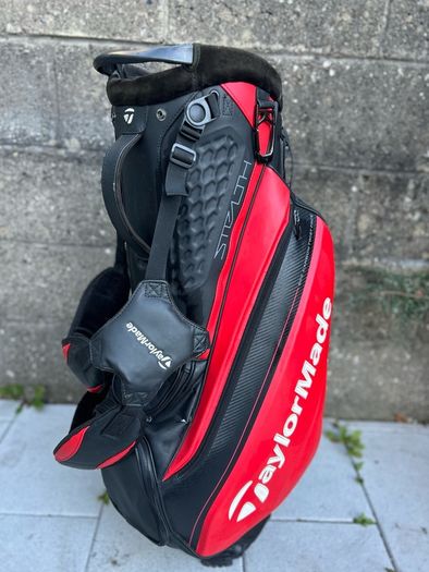 Full set of Taylormade Golf clubs