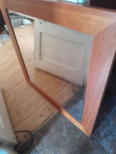 bevelled mirror