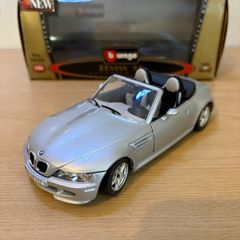 Bburago Gold Collection 1996 BMW M Roadster 1:24  Diecast
