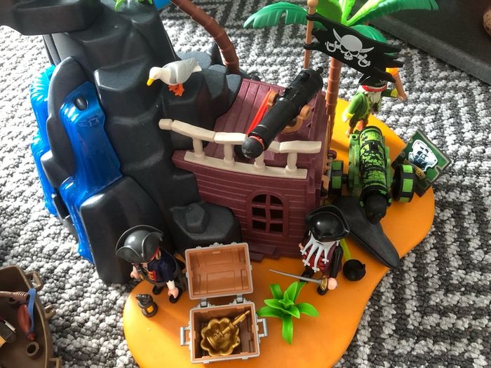 Playmobil Pirate Island