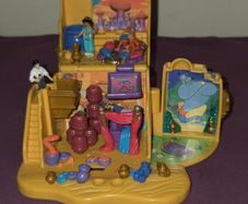1995 Bluebird Polly Pocket Aladdin set