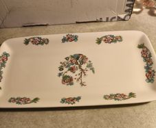 the emerald  Isle collections platter  fine bone china
