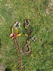 lifting chains and shackles