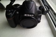Nikon D3000 as new body only 3728 shutter count