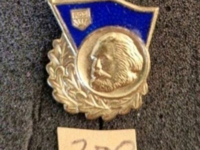 East German, Ddr, Medal /badge, Military Medal, Nva, Stasi ,,,,(300)