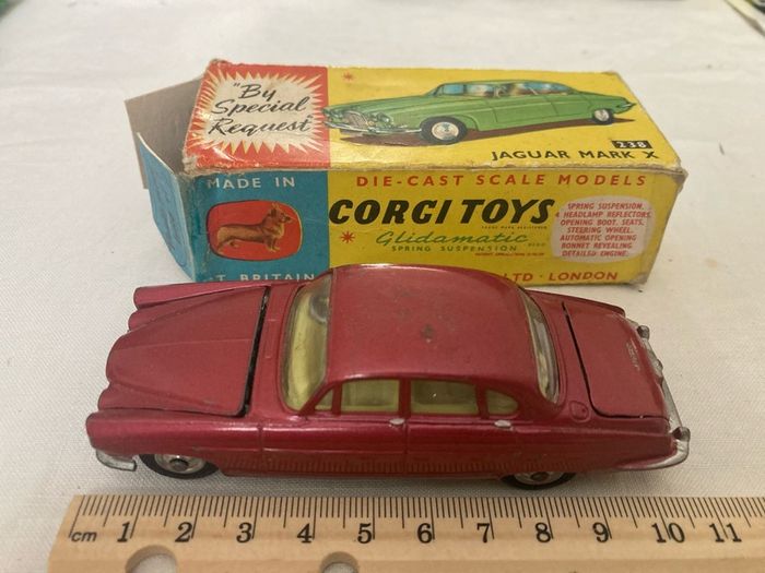 Corgi 238. Jaguar Mark X (10). With box. 1962/67
