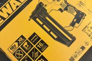 Dewalt DCN662