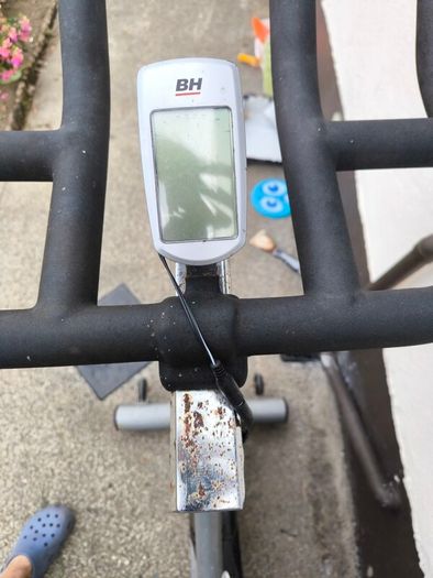 BH Fitness Stratos Indoor Bike