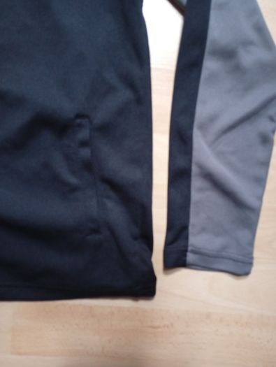 Montirex Tracksuit ((Age 12-13yrs Like New))