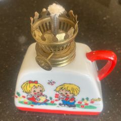 Vintage 50's/60's Porcelain Oil Lamp