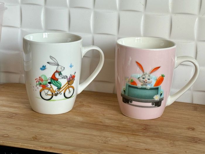 Bunny rabbit tea cup