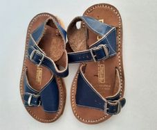 vintage kids leather start rite sandles
