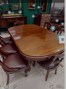 Lovely Victorian Mahogany Extending Dining Table