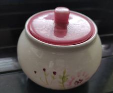 Sugar bowl never used 9 euro