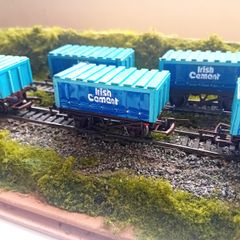 Model Railway  Irish Cement Wagons
