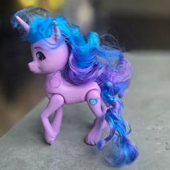 Izzy Moonbow HTF 6inch Rainbow Celebration Amazon US Exclusive MLP G5 My Little Pony 2023