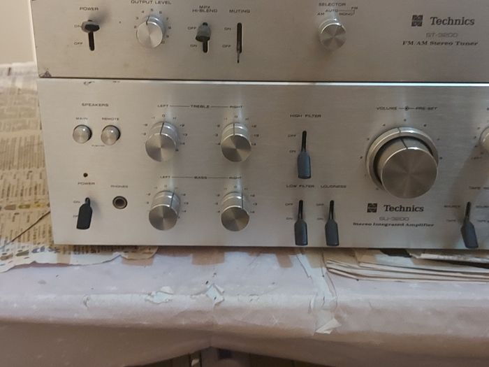 Technics FM-AM Stereo Tuner Model ST-3200, Technics Model No. RS-M205, Technics Stereo integrated Amplifier Model SU-3200, 3 parts of a Technics Music System, No phonograph or Speakers